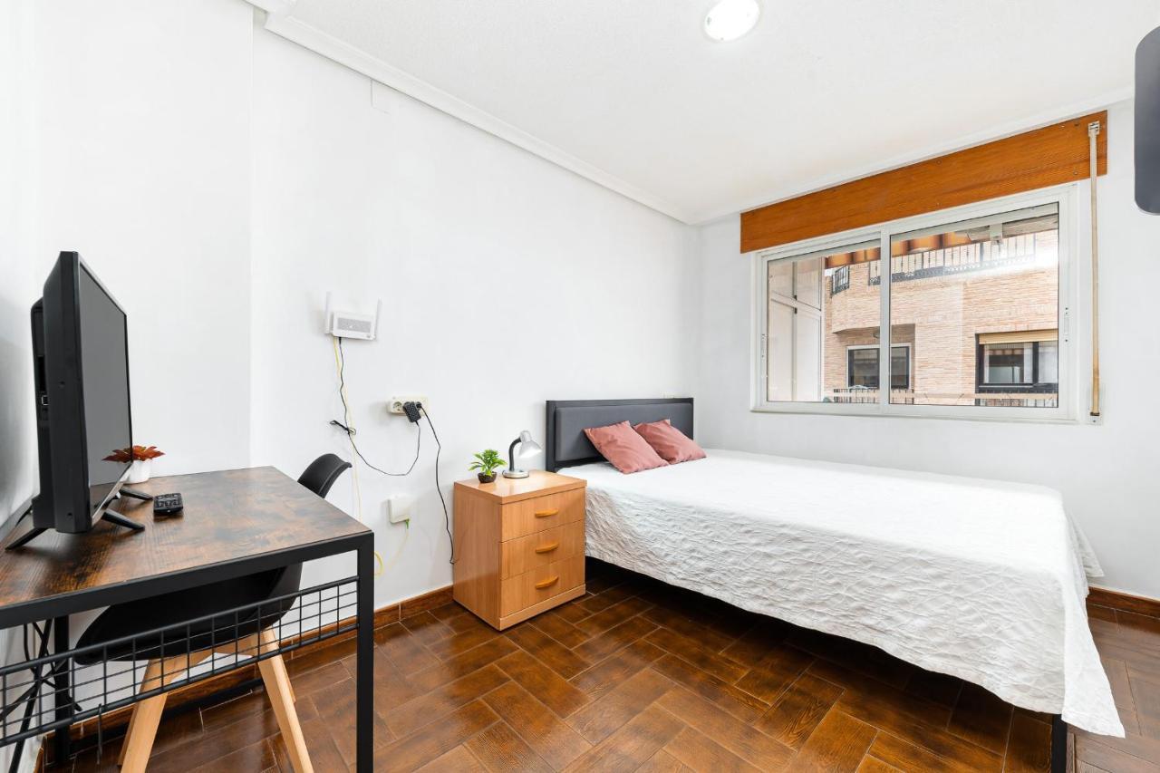 Apartamento Centrico Blasco Ibanez Torrevieja Kültér fotó
